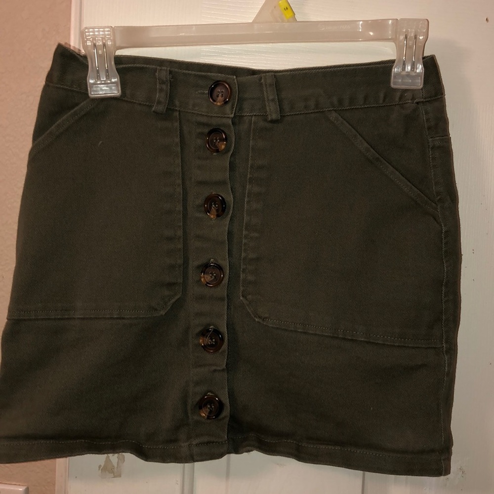 Green skirt